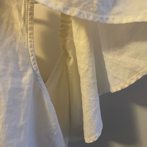 Black and white off the shoulder top from Old Navy - New with Tags!! - Picture 3 of 6